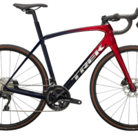 Trek Domane SL 5 Disc Carbon Road Bike 2022 in Red/ Blue