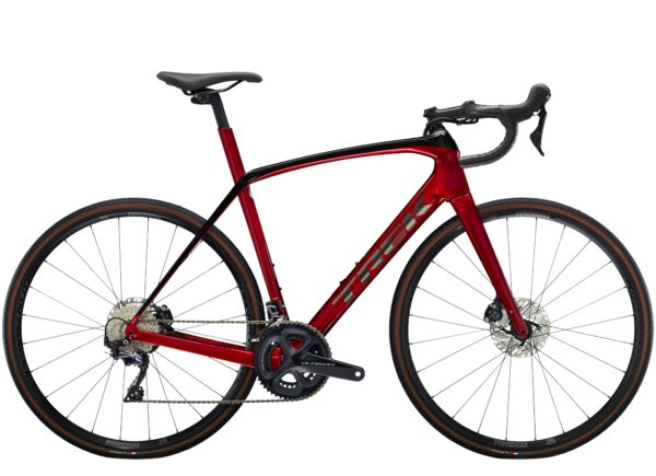 Trek Domane SL 6 Disc Carbon Road Bike 2022 in Red